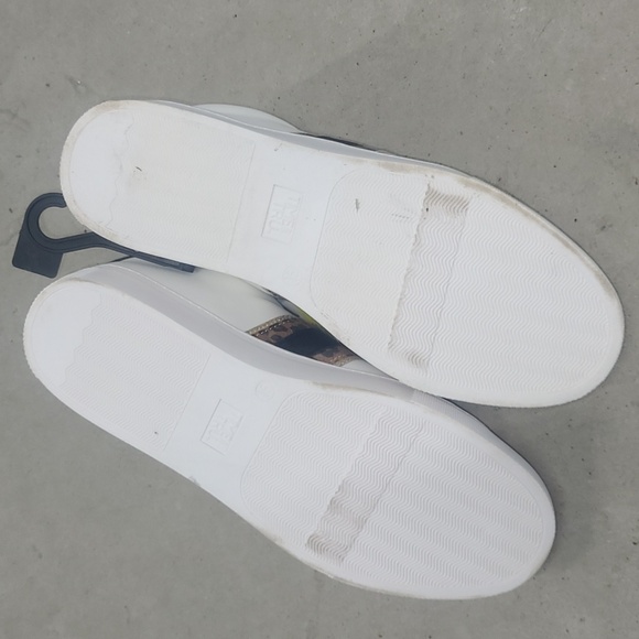 Shoes sneakers tennis White leopard print black New with tags 3 stripes Gorpcorp - Picture 4 of 5